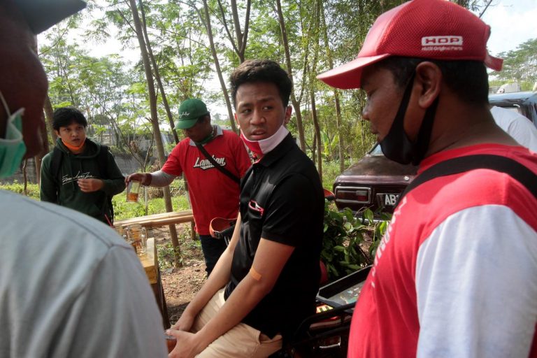 Cucu Sri Sultan Hamengku Buwono X, Raden Mas Gustilantika Marrel Suryokusumo merasa resah dengan kelestarian alam di lereng Gunung Merapi.
