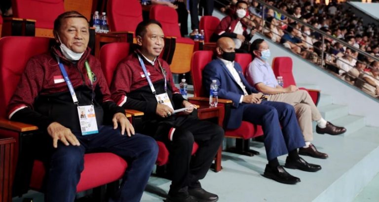 Tim review dan Menpora