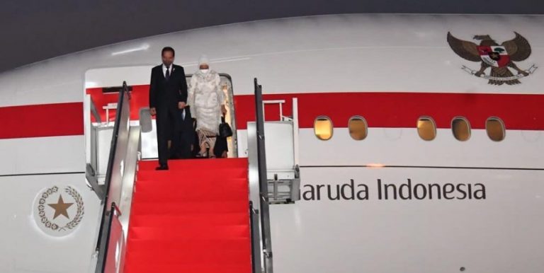 Presiden Jokowi dan Ibu