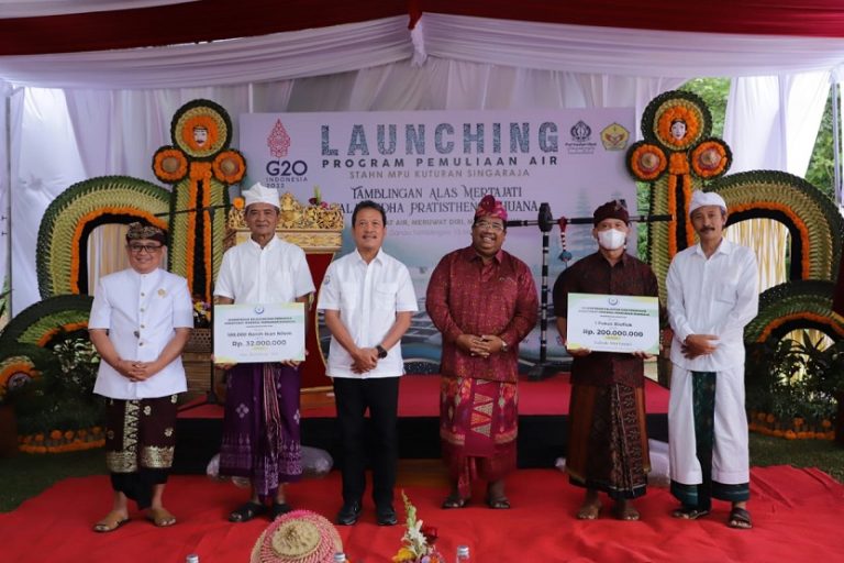 Menteri Trenggono dan pemuliaan air