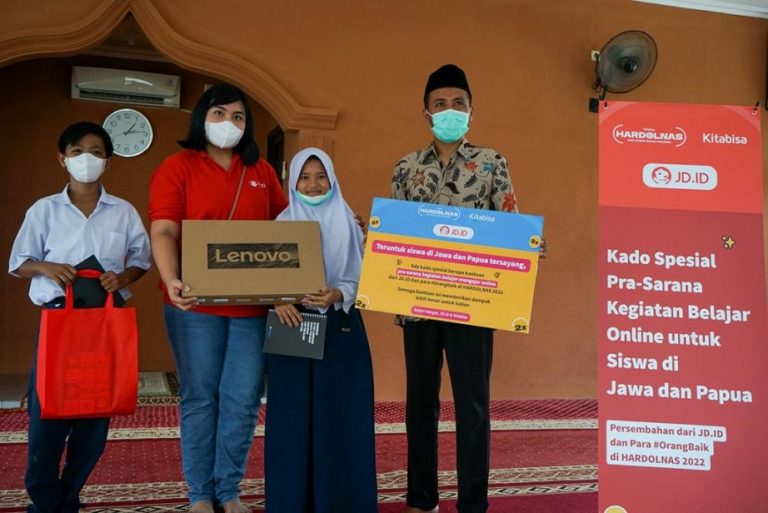 JD.ID-KitaBisa bantu sekolah