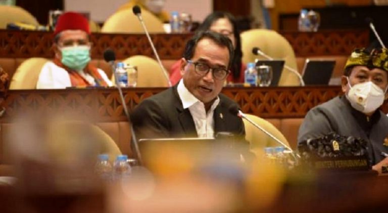 Menhub di DPR