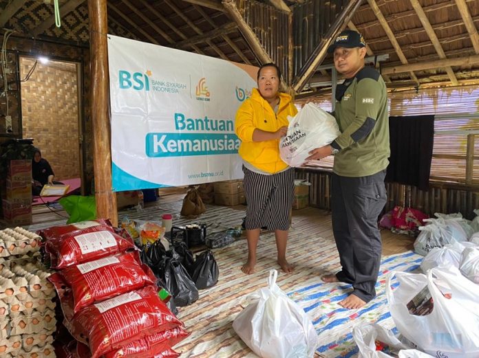 BSI-Laznas BSM Umat bantu korban longsor