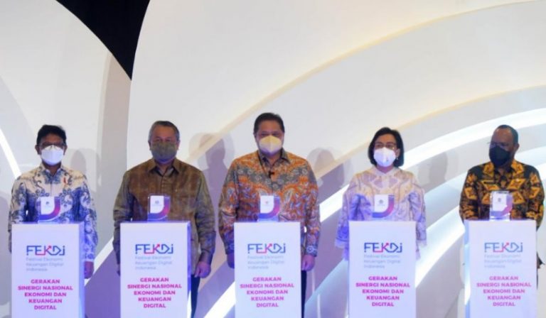 Menko Airlangga di FEKDI