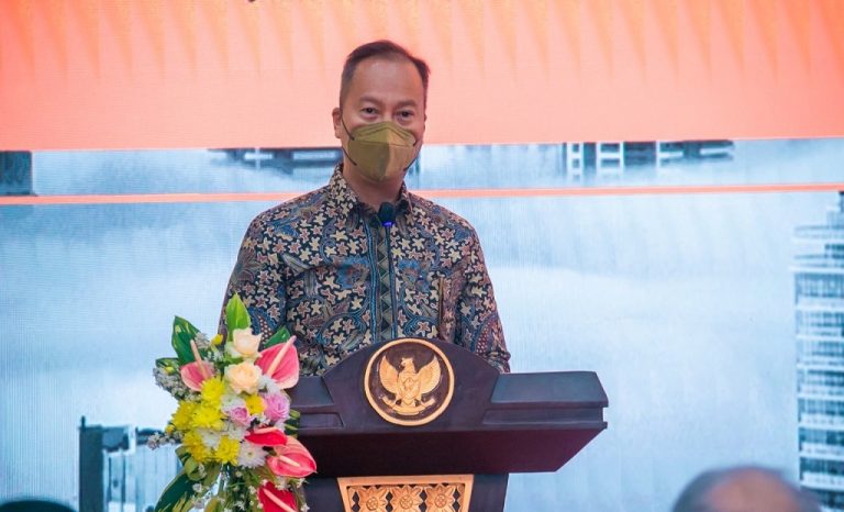 Menteri Perindustrian Agus Gumiwang Kartasasmta