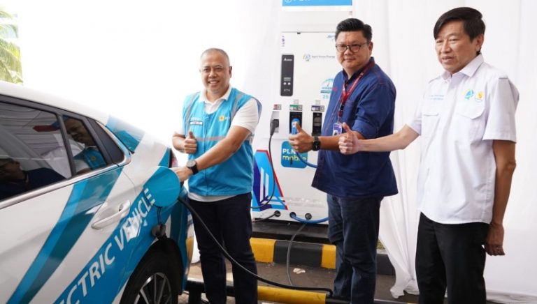 PLN ajak KFC bangun SPKLU