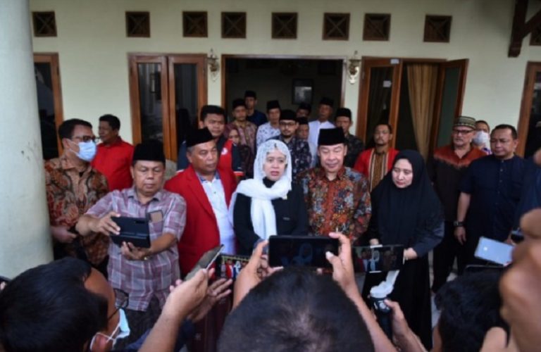 Puan Maharani ke Ponpes Buntet