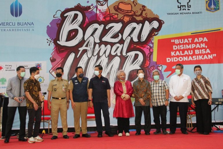 UMB gelar bazar dan donor darah