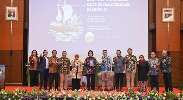 Buku penanganan covid