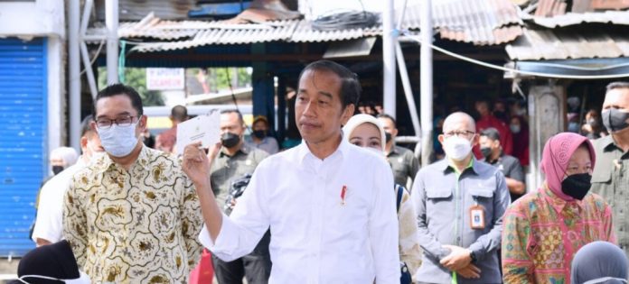 Jokowi bangikan bansos