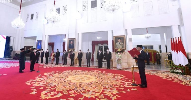 Presiden lantik Azwar Anas jadi MenPAN-RB