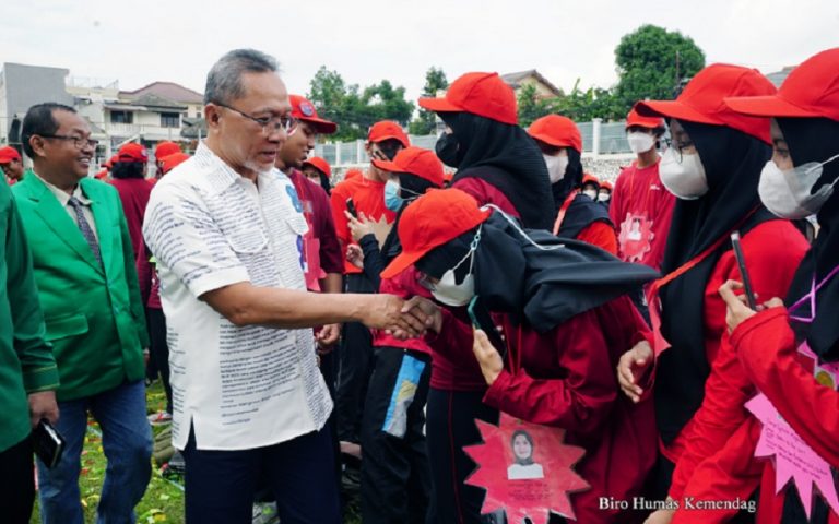 Mendag dan mahasiwa Muhammadiyah