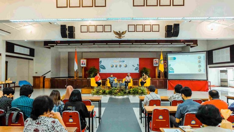 Talkshow Laudato Si UAJY
