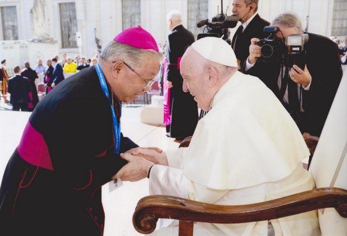 Mgr Madagi berjumpa Paus di Vatikan