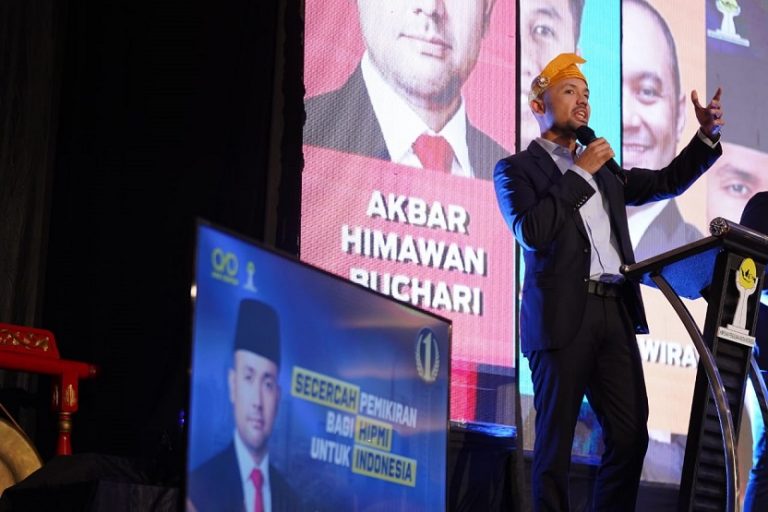 Akbar H Buchari