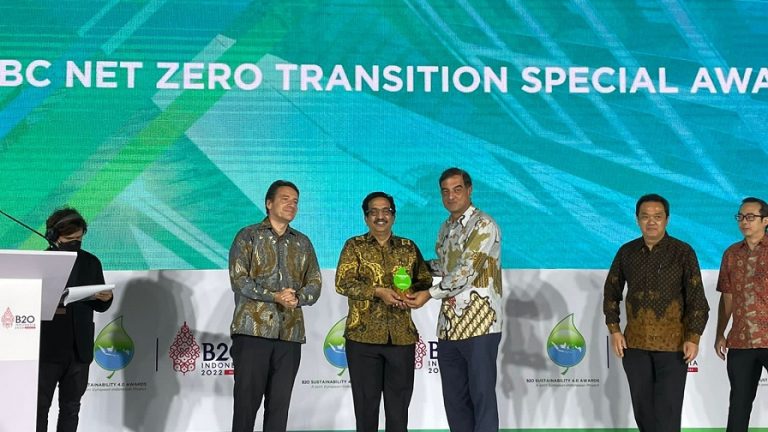 AKRA Raih penghargaan