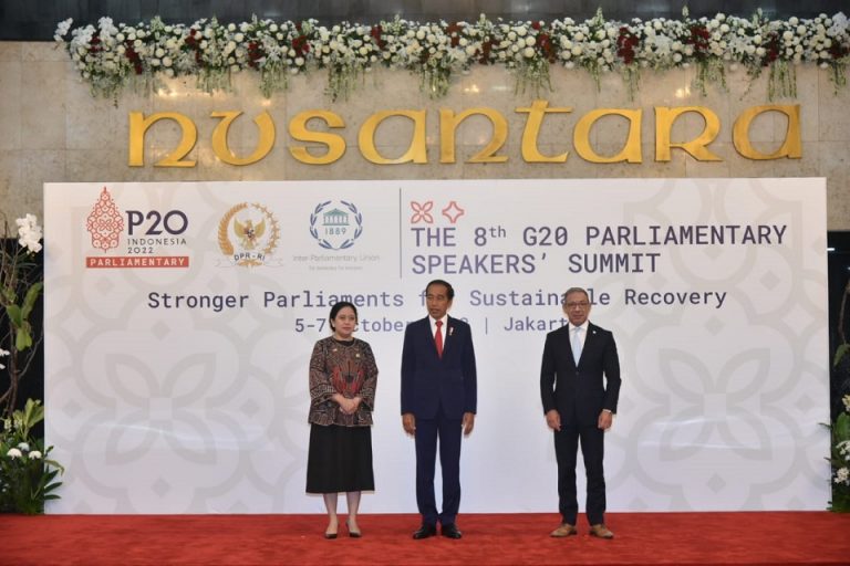 Puan Maharani dan Hari Parlemen