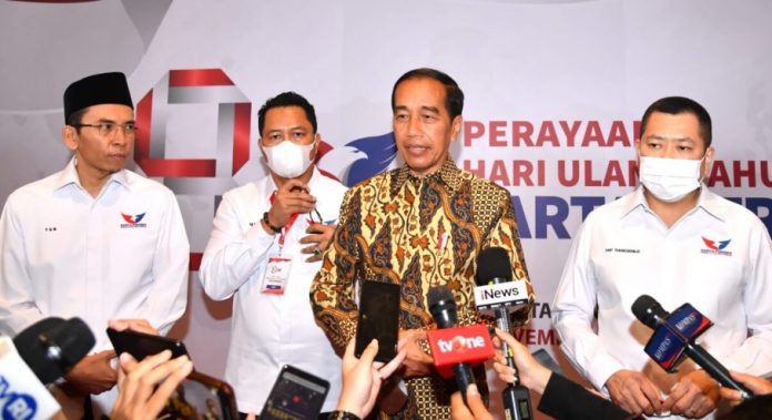 Jokowi di HUT Perindo