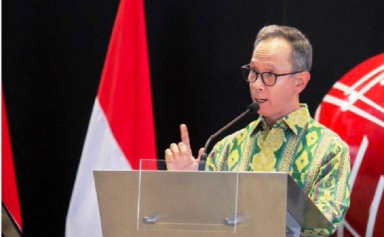Ketua Dewan Komisioner Otoritas Jasa Keuangan (OJK) Mahendra Siregar.