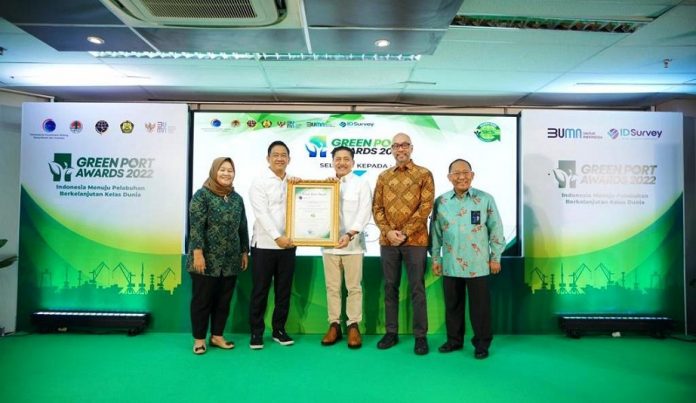 KIP raih Green Port Award 2022