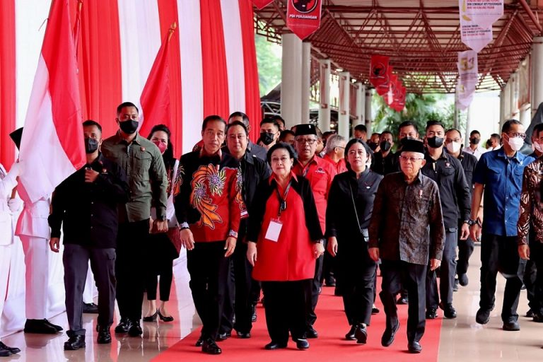 Megawati Ingatkan Kader untuk Selalu Berdisplin Pegang Aturan Partai
