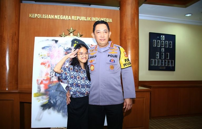 Nayla dan Kapolri