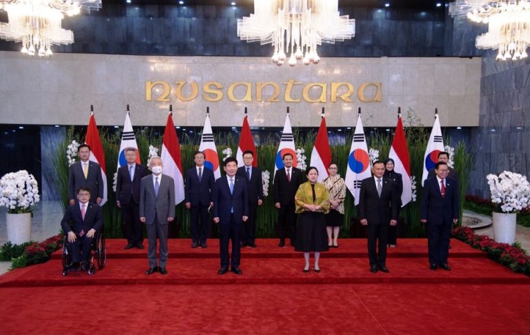 Working Lunch dengan Ketua DPR Korsel, Puan Bicara Soal Investasi Hingga K-Pop