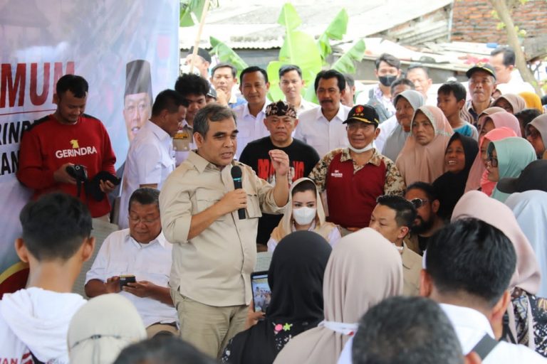 Partai Gerindra Salurkan 15 Ribu Paket Sembako ke Korban Banjir di Jateng