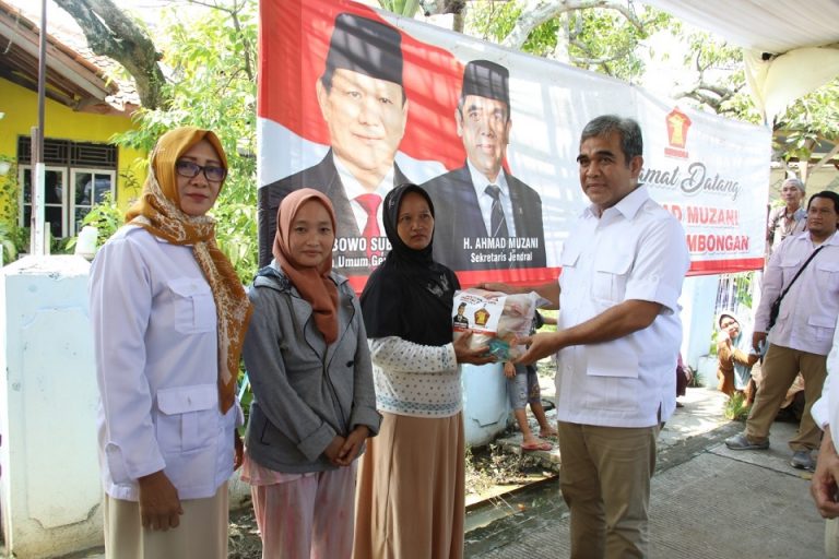 Gerindra bantu korban banjir Jateng