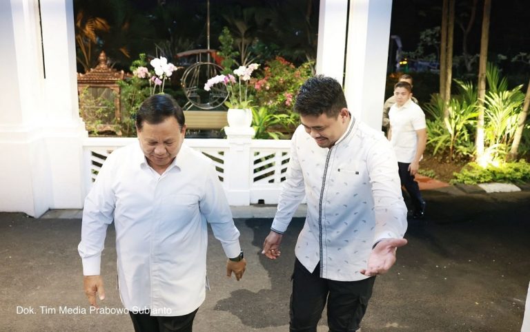 Setelah Gibran di Solo, Prabowo Temui Menantu Jokowi di Medan