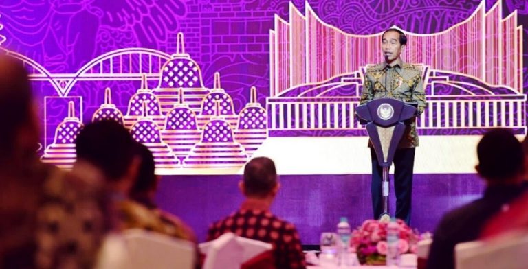 Presiden Minta OJK Dukung Konkret Program Hilirisasi