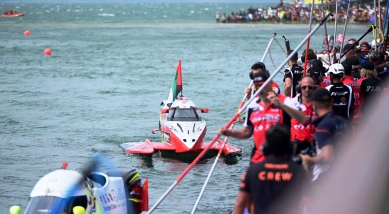 Antusias Tonton Balap F1H2O, Masyarakat Bangga Miliki Danau Toba