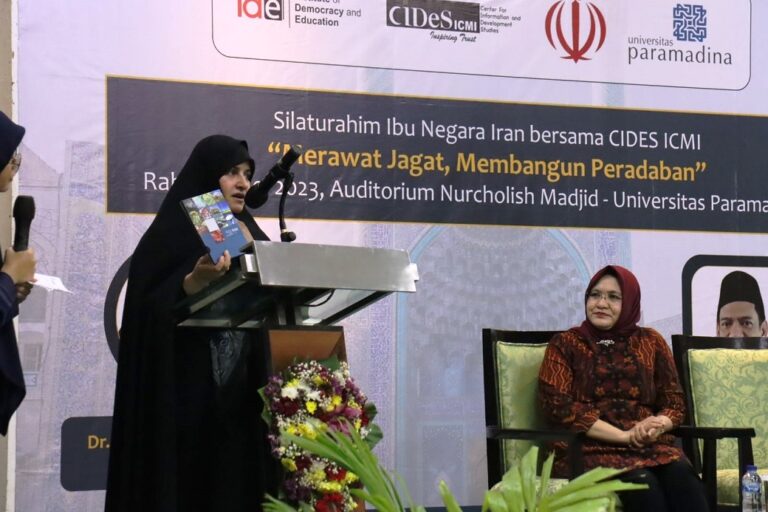 Kunjungi Universitas Paramadina, Ibu Negara Iran Dr Jamileh Alamolhoda Berikan Kuliah Umum