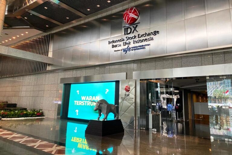 Rekomendasi Trading Saham Pekan Ini di Tengah Terhambatnya IHSG Akibat Loyonya Rupiah