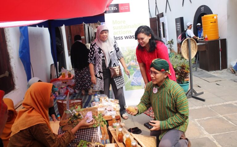 Bank DBS Indonesia-FOI Berdayakan Masyarakat melalui Solusi Pangan Berkelanjutan