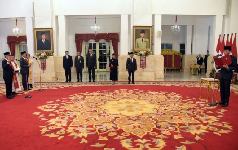 Wartawan Senior Trias Kuncahyono Dilantik Presiden Jadi Dubes Vatikan