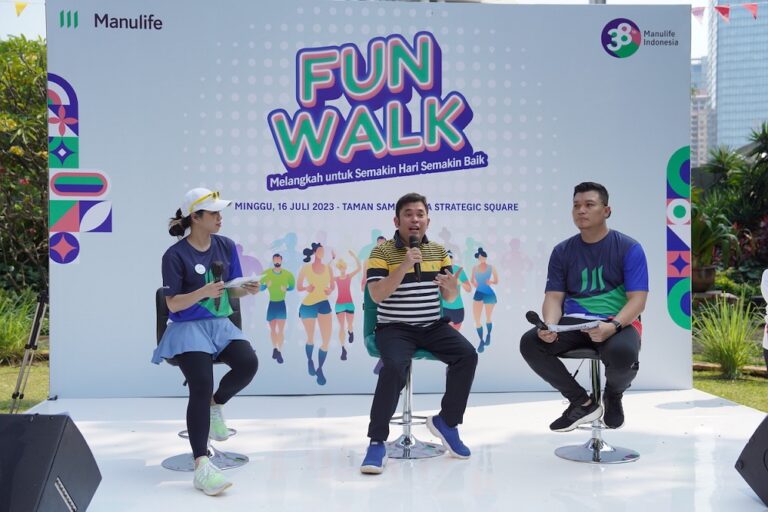 Manulife Gelar Fun Walk “Semakin Hari Semakin Baik”