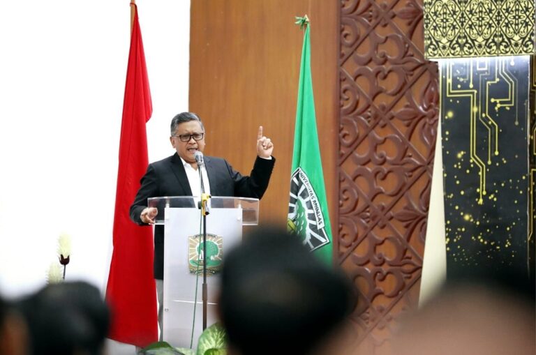 Wayang Sumpah Pemuda Lakon Wahyu Cakraningrat, Hasto: Wahyu Itu Bisa Berpindah