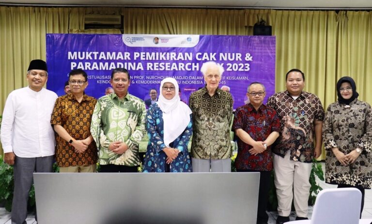 Cak Nur Simbol Perpaduan Muhammadiyah dan NU