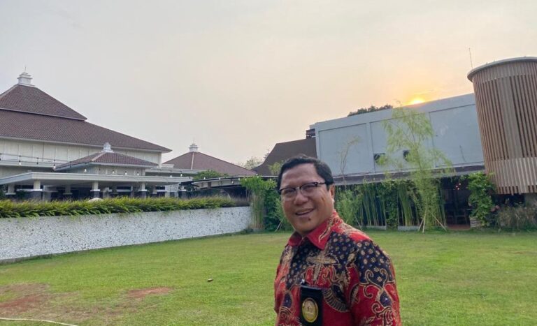 Iip Arief Budiman: Kejujuran, Keping Mata Uang yang Laku di Manapun dan Kapanpun
