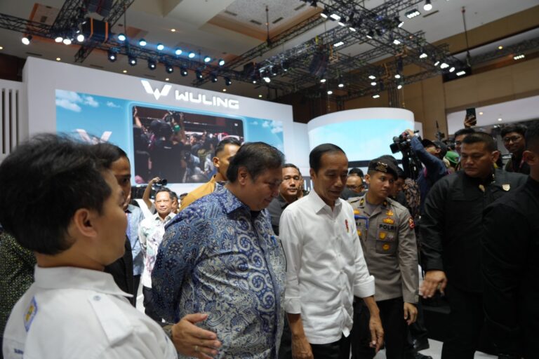Electric Vehicle  (EV) Bisa Diproduksi di Indonesia yang Kaya Bahan Baku Nikel