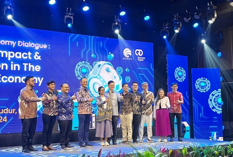 Perkuat Produktivitas, eFishery dan DED Kominfo Teken Kerja Sama Bantuan eFeeder