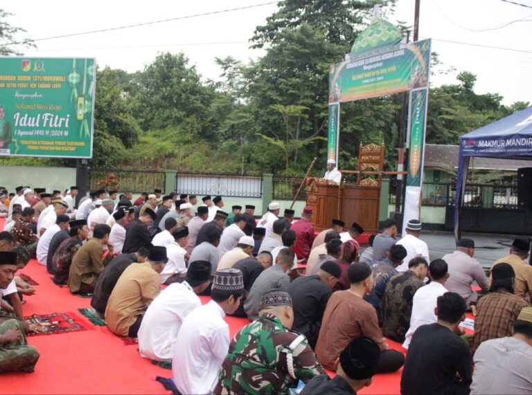 Sholat Ied Bersama di Makodim 1311/Morowali, Pengalaman Religius yang Mengharukan