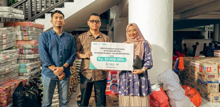 BSI Maslahat-BSI Salurkan Bantuan untuk Penyintas Erupsi Gunung Ruang
