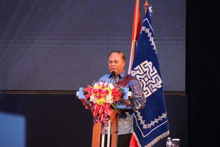 Berbekal Kitab dan Hikmah Generasi Muda Hadapi Tantangan Masa Depan