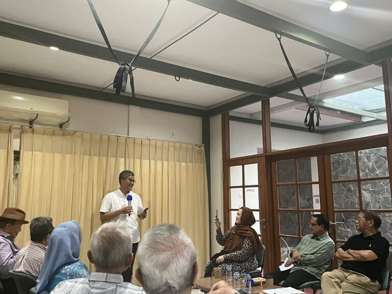 Peluncuran dan Diskusi Buku Ekonomi Politik Indonesia dan Antar Bangsa