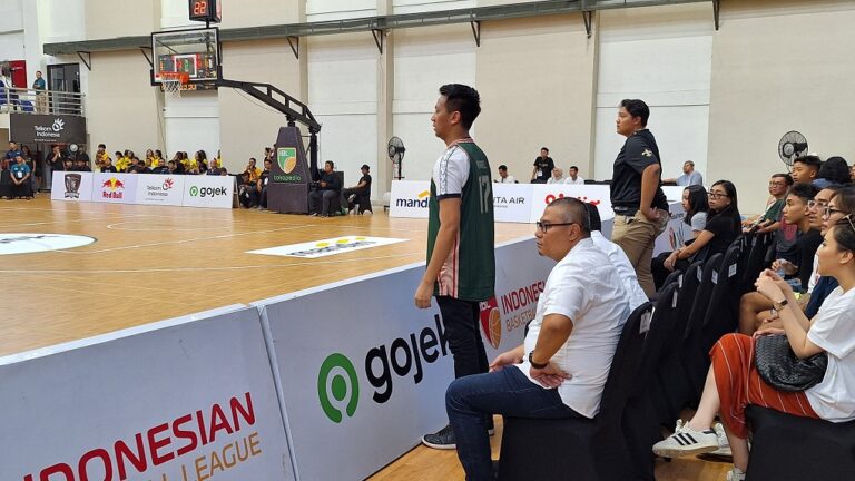 Petinggi Gerindra dan Cucu Sultan HB X Tertangkap Kamera Nonton Basket Bareng, Ada Apa?