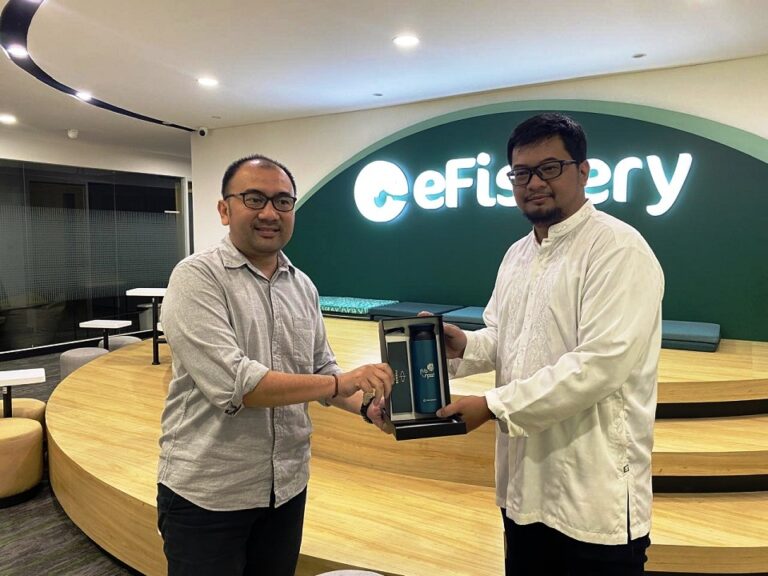 Menuju Budidaya Udang Sehat dan Produktif: eFishery-Unpad Kembangkan Solusi Inovatif Sistem Informasi Penyakit Udang