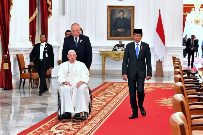 Kunjungan Paus Fransiskus Miliki Pesan Kuat Arti Pentingnya Merayakan Perbedaan