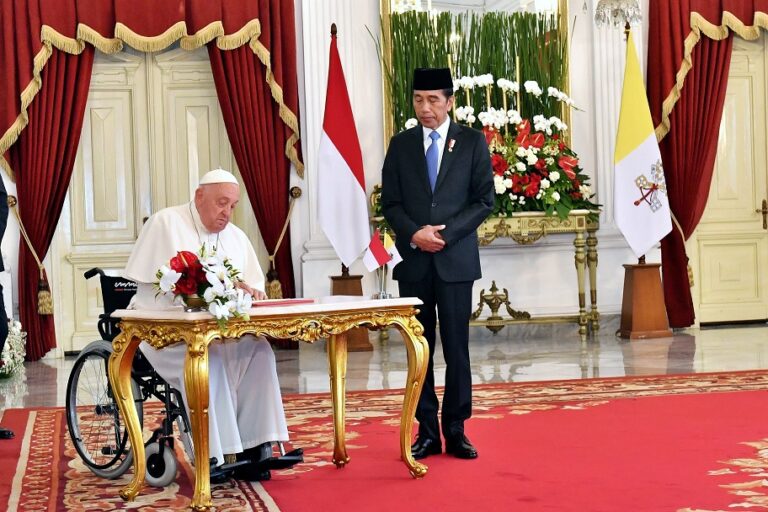 Presiden Prabowo Utus Delegasi Khusus ke Vatikan